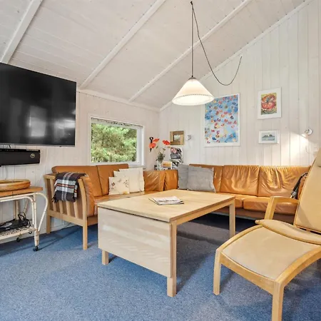 Alaine - 850m From The Sea By Interhome Molby