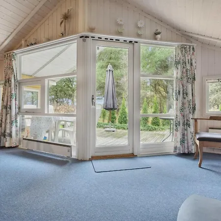 Alaine - 850m From The Sea By Interhome