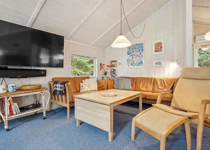 Alaine - 850m From The Sea By Interhome Molby